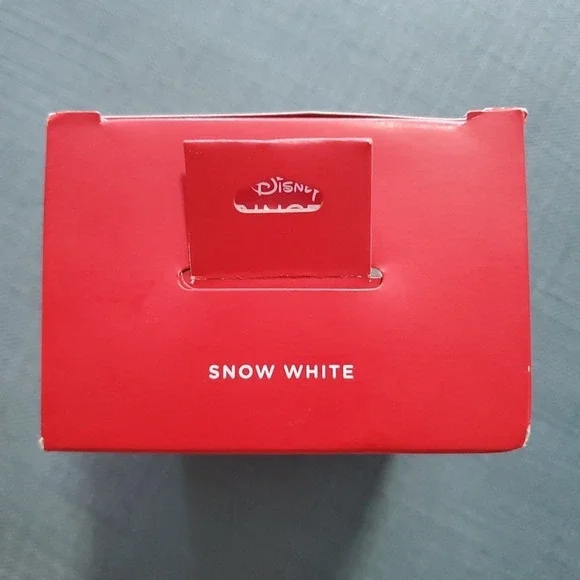 2025 Hallmark Ornament - Disney - SNOW WHITE Seven Dwarfs Red Box Dopey - Picture 4 of 6